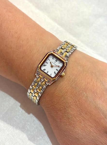 Classic Square Tofarget / Hvit 18x19mm